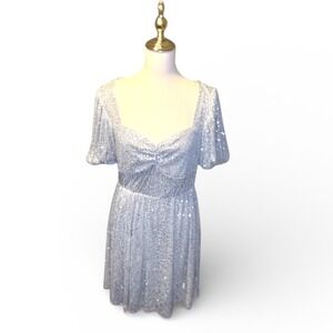SO Goods for Life Women's Silver Sequin Short Sleeve Sweetheart Neck Dress XL